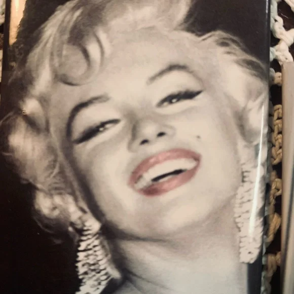 Marilyn Monroe Vintage Magnets - Picture 5 of 5